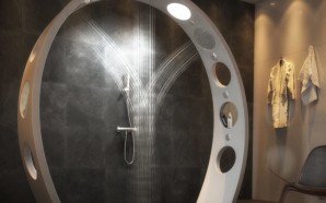 Arched-Overhead-Shower-by-QS-Supplies-960x768