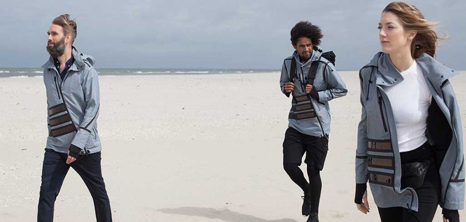 solar-windbreaker-pauline-van-dongen-clothing-the-netherlands_dezeen_1568_3