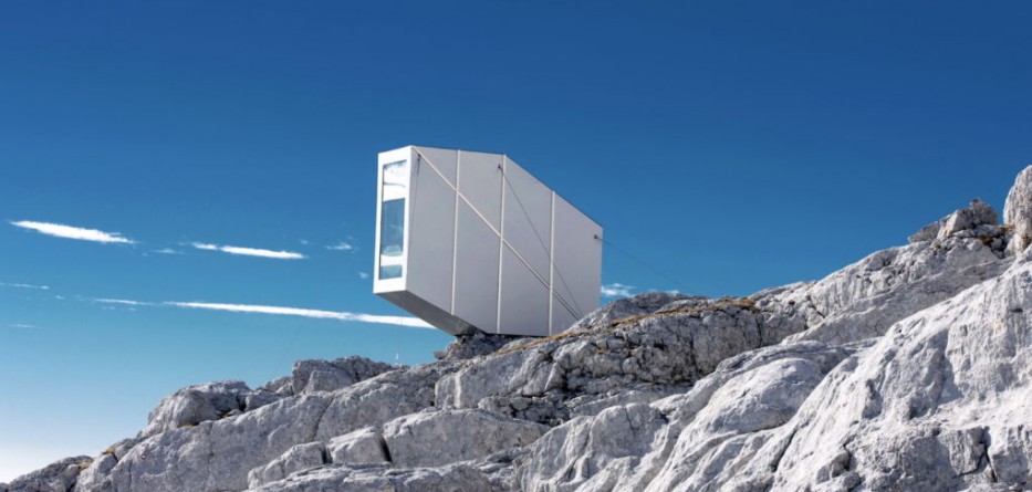 Kanin-Winter-Cabin-by-OFIS-Arhitekti-16-1020x610