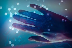 prosthetic-hand-with-sense-touch-2
