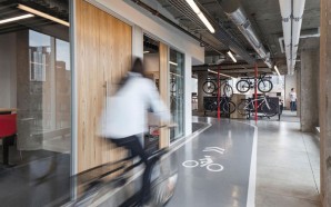 This-gorgeous-office-is-what-cyclist-dreams-are-made-of