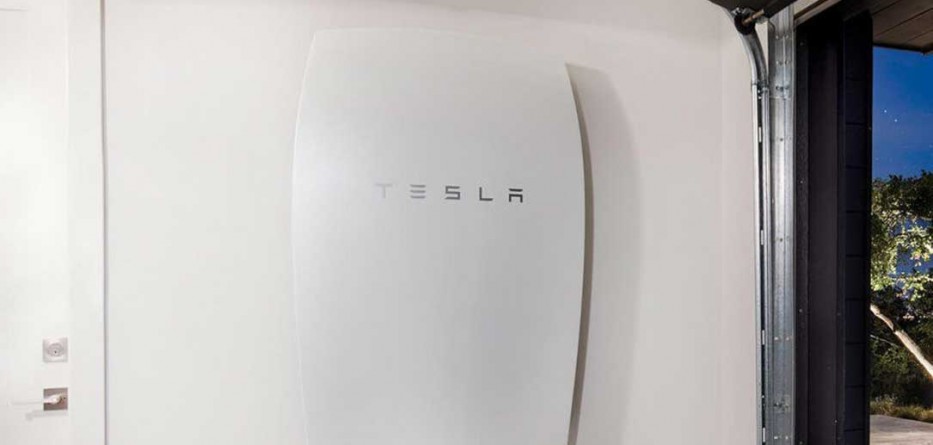 Tesla-Powerwall-garage-1580x549