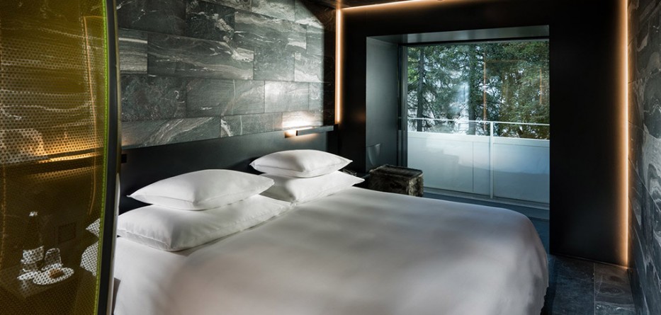 the-house-architects-7132-hotel-morphosis-and-thom-mayne-architecture-hotels-switzerland_dezeen_hero
