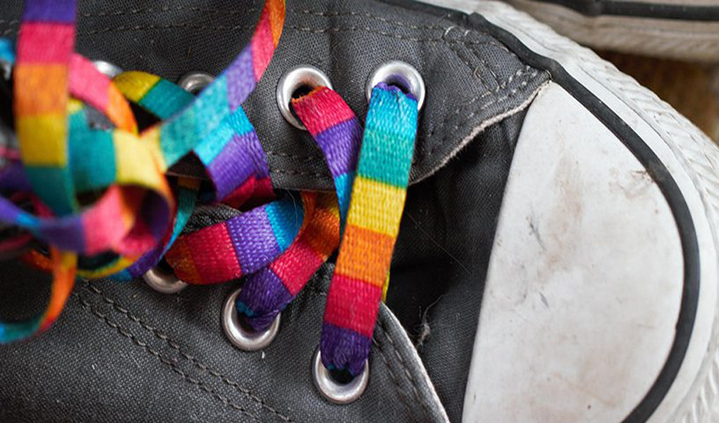 The Weird Science That Makes Your Shoelaces Come Undone Has Finally