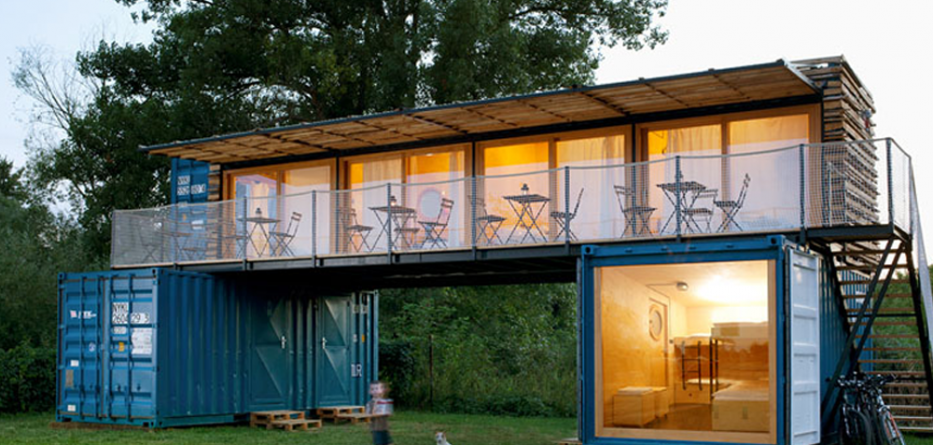 shipping-container-architecture-hotel-270417-1210-01