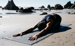 smart-yoga-pants-wearable-x-design-fashion-wearable-technology_dezeen_2364_col_9